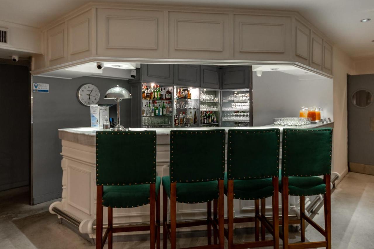 Feir'S Park Hotel & Rooftop Μπουένος Άιρες Εξωτερικό φωτογραφία The bar at the hotel